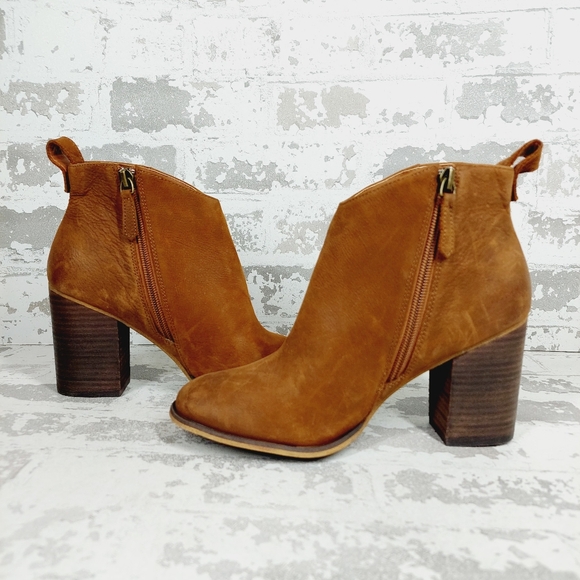 New BP Lance Brown Leather Block Heel Round Toe Ankle Bootie V19 - Picture 5 of 11